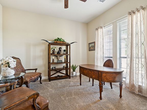 4th image of 175 Pecan Hollow Cir