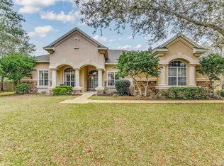 1190 Grand Pointe Dr, Gulf Breeze, FL 32563