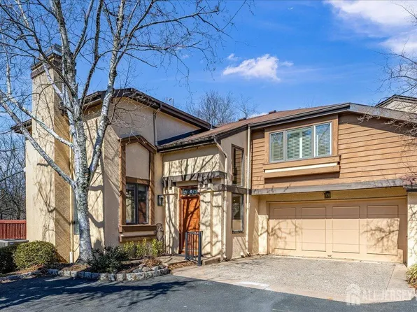 415 Sayre Dr, Princeton, NJ 08540