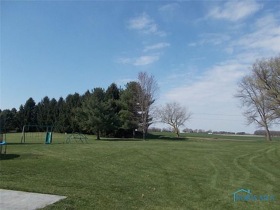 5th image of 9165 Dover Dr