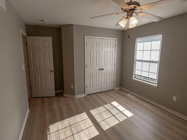 4013 Snowy Owl Dr — Photo 25