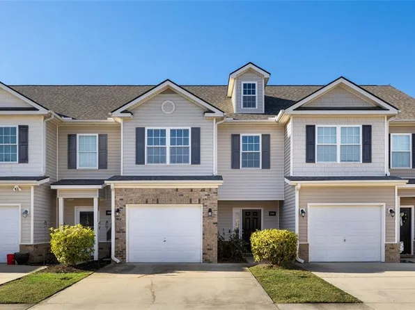 390 Canyon Oak Loop, Richmond Hill, GA 31324
