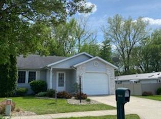 2015 Autumn Ridge Ln, Elkhart, IN 46514