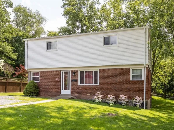 2519 Sylvania Dr, Bethel Park, PA 15102