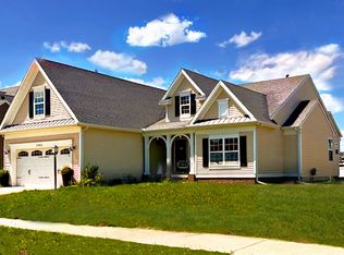 3904 Boulder Ridge Dr, Champaign, IL 61822