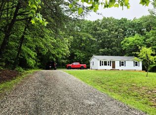 2433 Dogtown Rd, Goochland, VA 23063