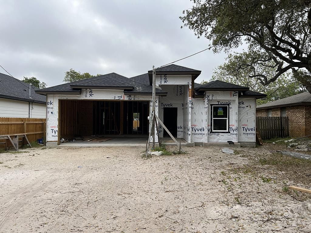 1253 S Whitney St, Aransas Pass, TX 78336 Zillow