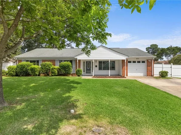 600 Whitechapel Dr, Virginia Beach, VA 23455