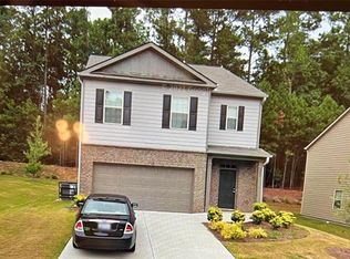 602 Dodson Lake Ct, Fairburn, GA 30213