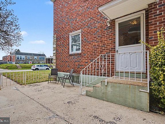4th image of 607 Glenn Valley Dr
