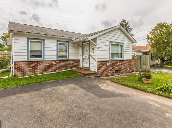 423 E Dutton Mill Rd, Brookhaven, PA 19015