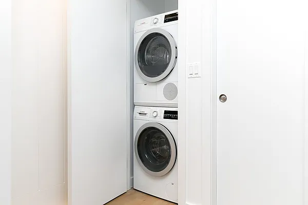 Rented by Nooklyn NYC LLC | media 15