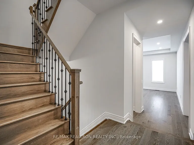 9480 Bayview Ave #4A — Photo 20