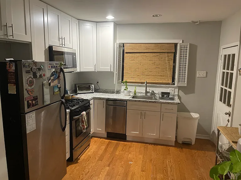 1104 Pierce St — Photo 11