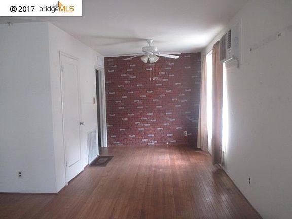 2nd image of 1116 W 9th St