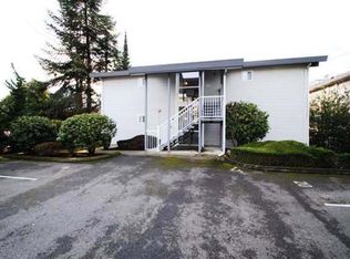 6015 Lakeview Dr APT 6, Kirkland, WA 98033