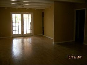 3rd image of 645 Avenida De Mayo