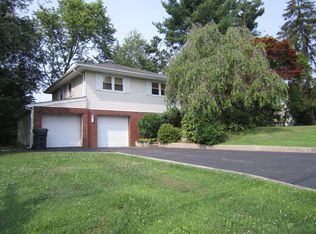 16 Nolan Rd, Morganville, NJ 07751