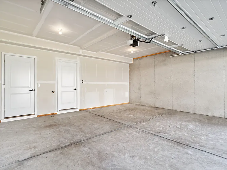 138 Seneca Pl — Photo 20