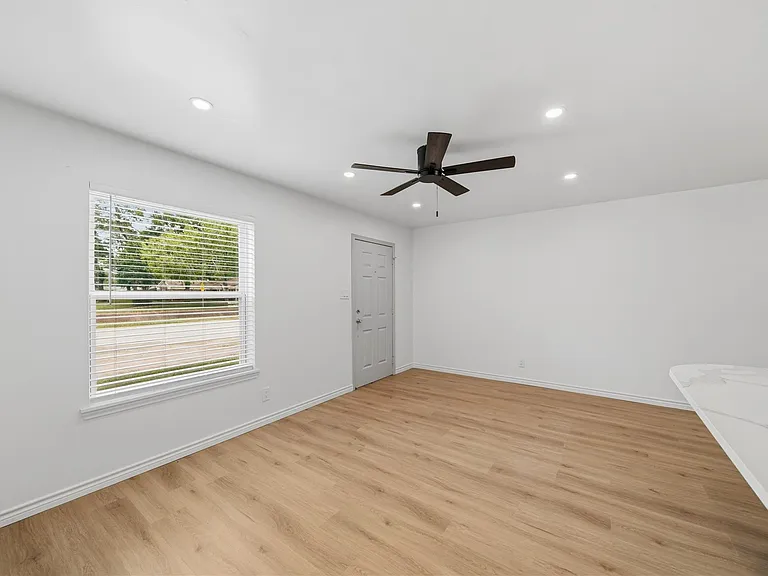 1405 Shadowdale Dr #23 — Photo 5