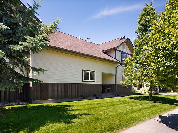 3rd image of 2950 Warbler Way #2950C