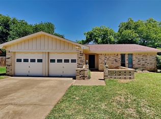 3040 Jan Ct, Irving, TX 75060