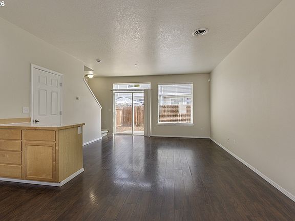 5th image of 8654 NE Hyde Park Ln