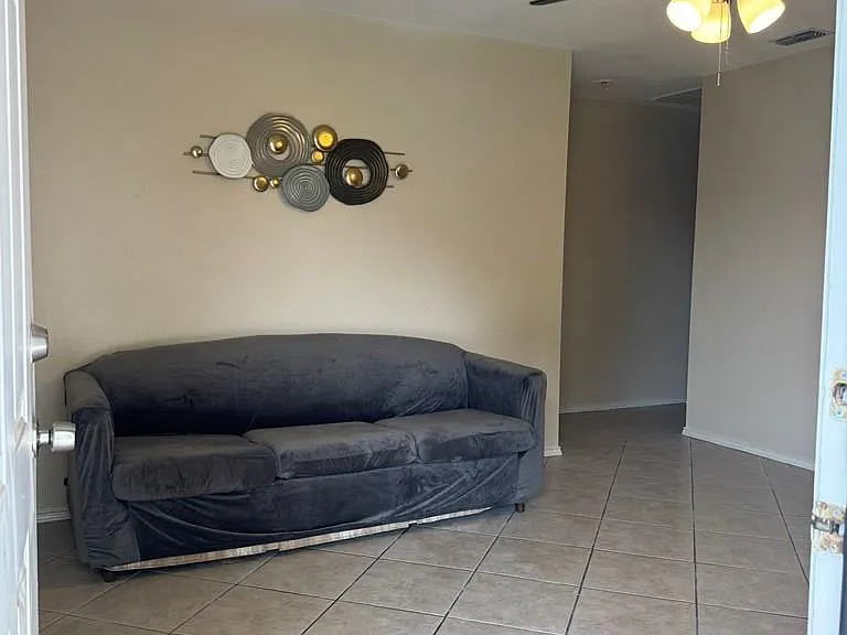 1917 Grambling Ave — Photo 2