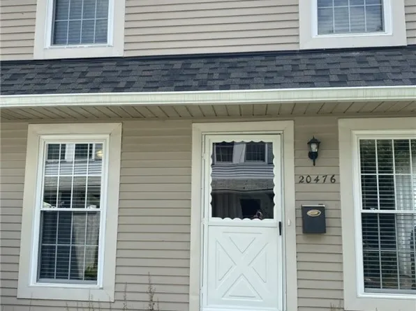 20476 Williamsburg Ct #2, Cleveland, OH 44130