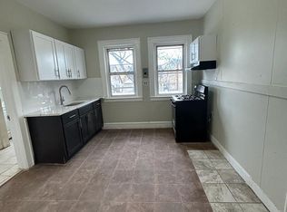 187 Mapes Ave #3L, Newark, NJ 07112