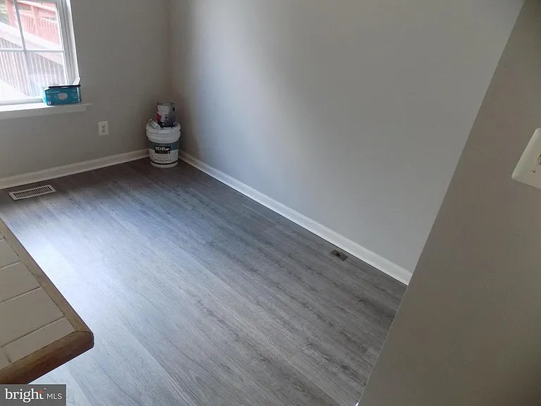 1302 Roman Ridge Way — Photo 23