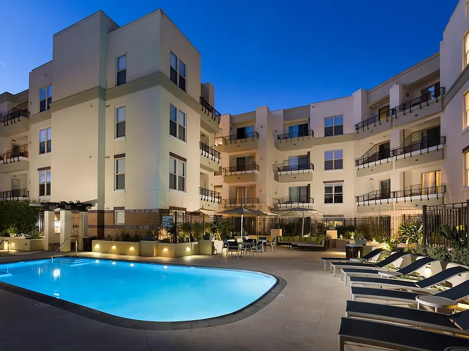 Avalon Pasadena