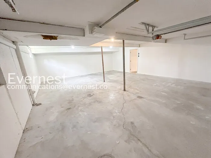 9805 N Wayne Ave — Photo 46