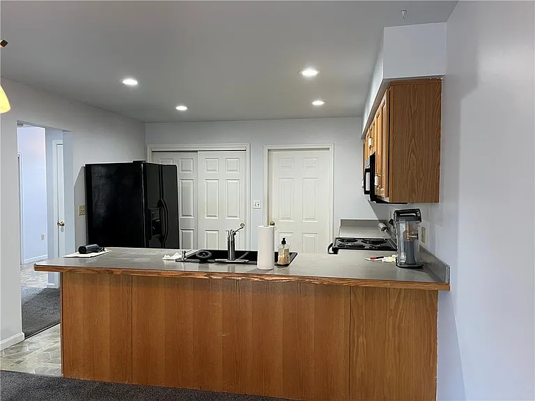 2635 Middle Way — Photo 5