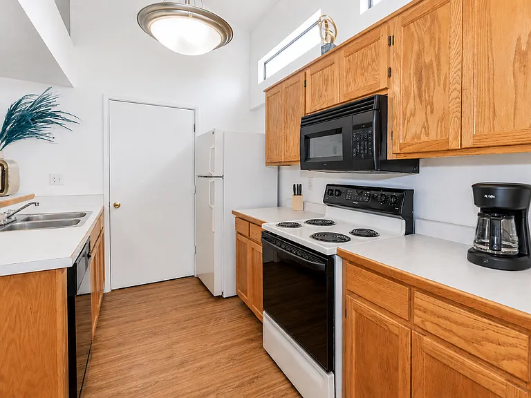 Rio Cancion Apartments — Photo 49