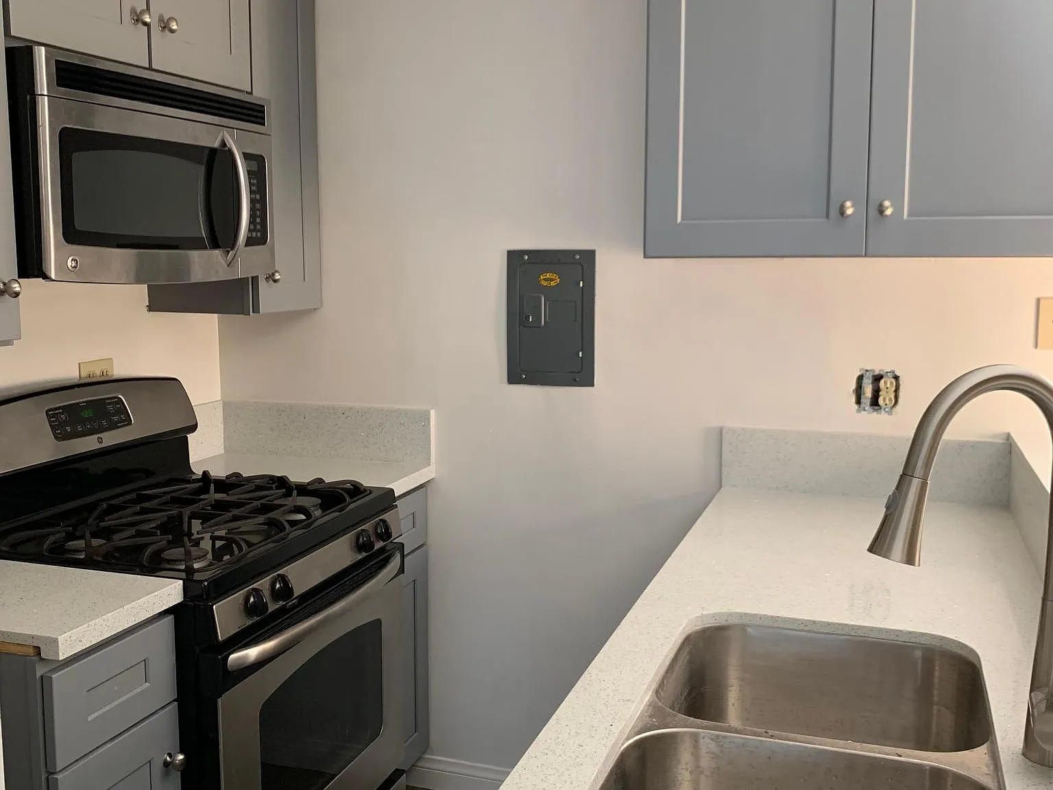 Studio, 500 sqft, $2,495 — Photo 4