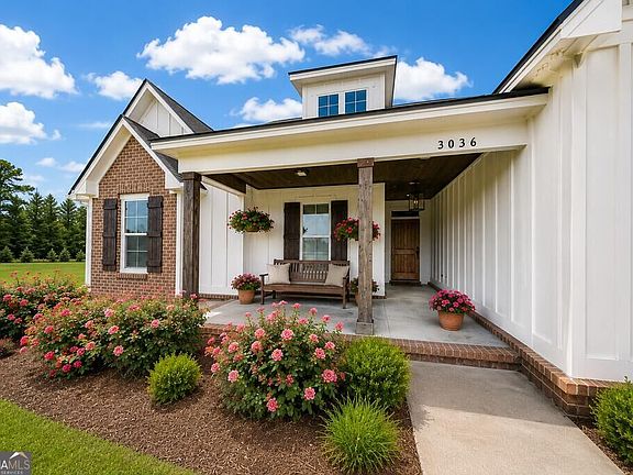 3rd image of 3036 Mary Powell Way