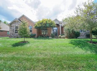 1597 Hawk Ridge Dr, Hamilton Twp, OH 45039