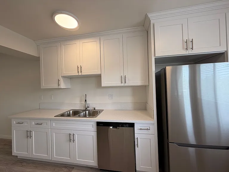 6433 Shirley Ave — Photo 8