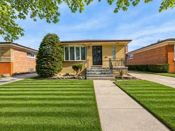 4236 W 78th St, Chicago, IL 60652