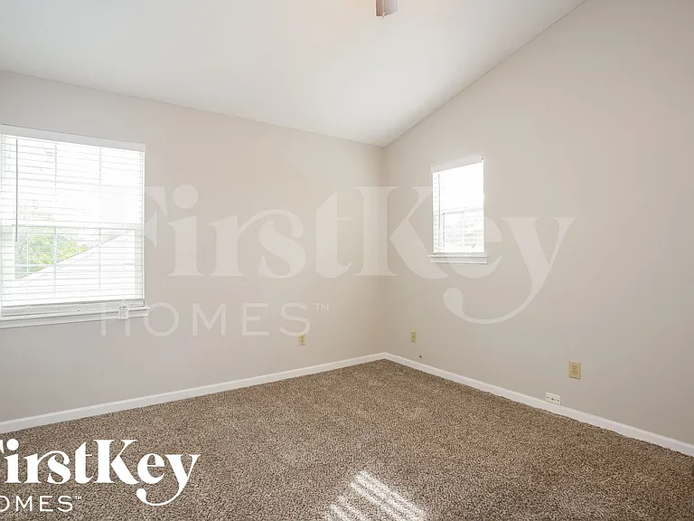 7152 Moon Ct — Photo 6