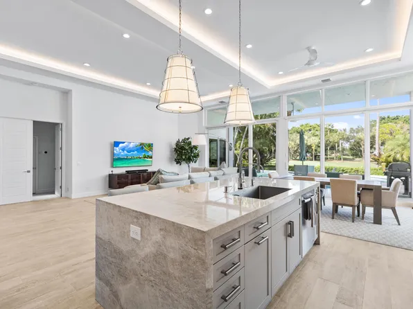 13370 Deauville Drive, Palm Beach Gardens, FL 33410