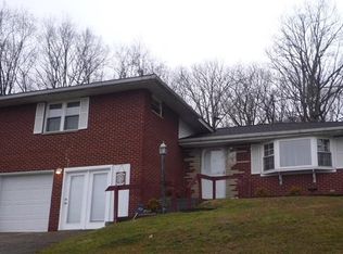 46th St, Parkersburg, WV 26105