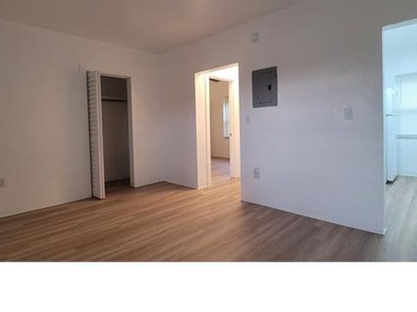 6760 NE 2nd Ave APT 1