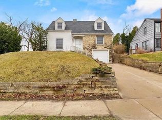 2047 B Ave NE, Cedar Rapids, IA 52402