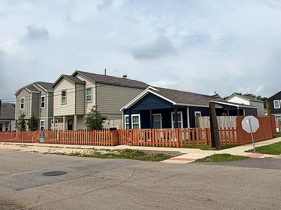 5th image of 4710 Cosby St