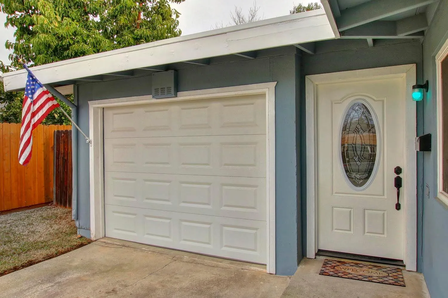 6668 Medora Dr photo 1