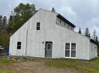 481 Colebrook Rd, Errol, NH 03579