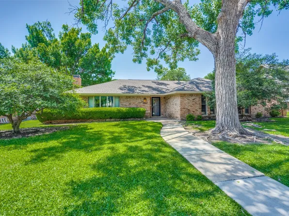 1812 Westridge Dr, Plano, TX 75075