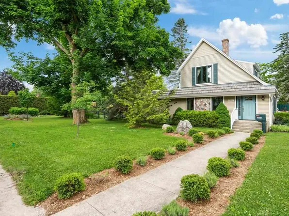 1004 Howard St, Petoskey, MI 49770